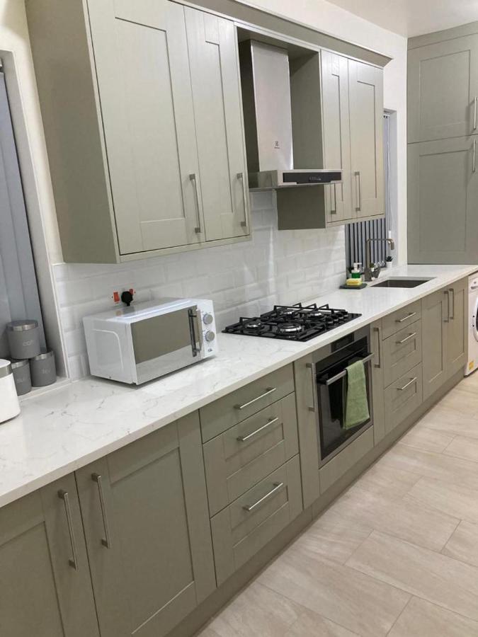 Homely 3-Bed House In Bham 15 Min From City Centre Birmingham Eksteriør billede